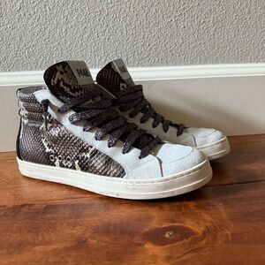 P448 High-Top Sneakers with Snake Pattern Size 38